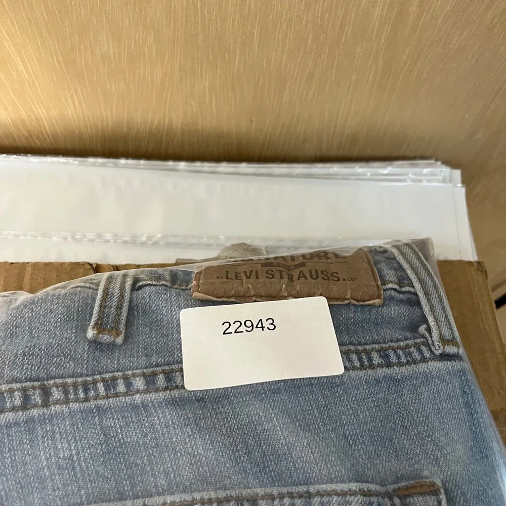 Signature‎ by Levi Strauss Jeans Mens Size 40x36 Light Wash Straight Fit Denim